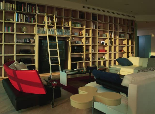 17 Functional Modern Home Library Designs For All Book Lovers 9