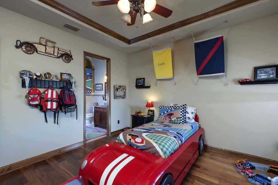 Sea Biscuit Lane, Lake Placid Source