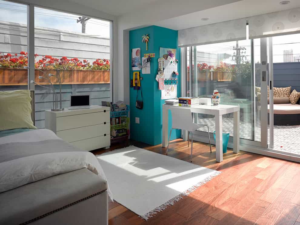 Laguna Street Residence Source