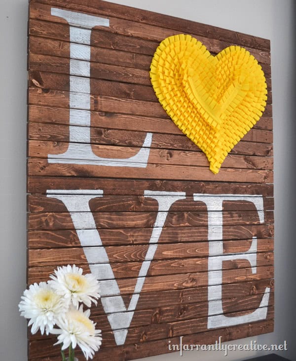 15 Outstanding DIY Love Sign Ideas To Give A Special Charm To Your Home 2