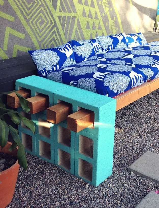 23 Fascinating DIY Projects To Improve Your Backyard This Spring