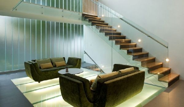 12 Beautiful Glass Floors To Add A Special Charm To Your Interior