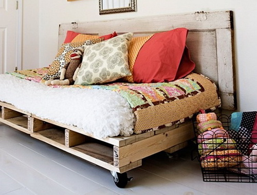 27 Insanely Genius DIY Pallet Bed Ideas That Will Leave You Speechless