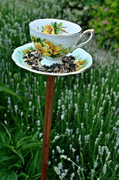 19 The Smartest Ways To Recycle Old Vintage Teacups