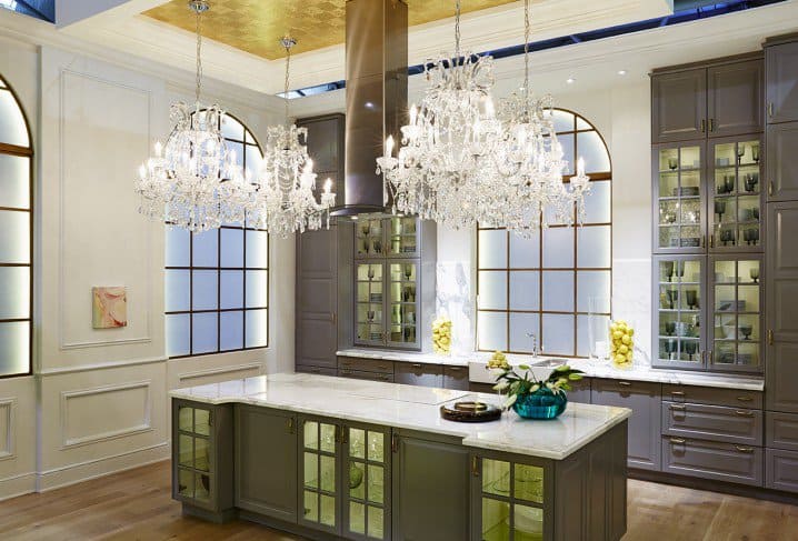 17 Brilliant Chandelier Designs To Spice Up Your Home Decor 1