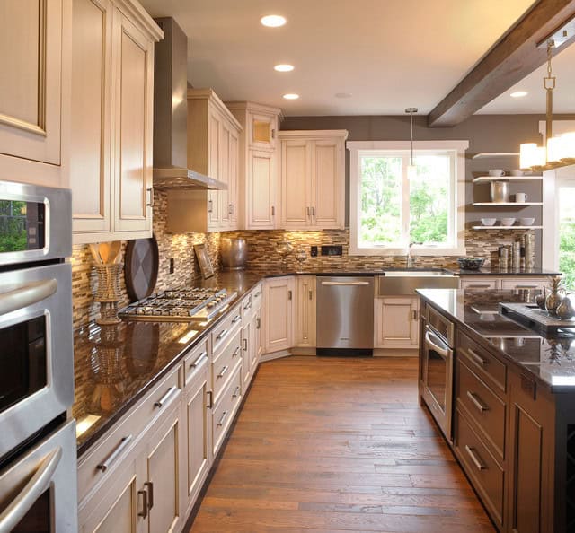 16 Beautiful Traditional Kitchen Design Ideas With Special Charm 13