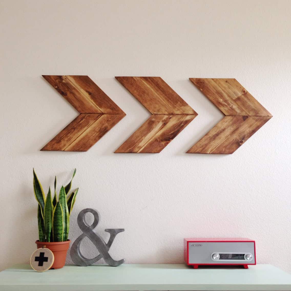 15 Extremely Easy DIY Wall Art Ideas For The Non-Skilled DIYers