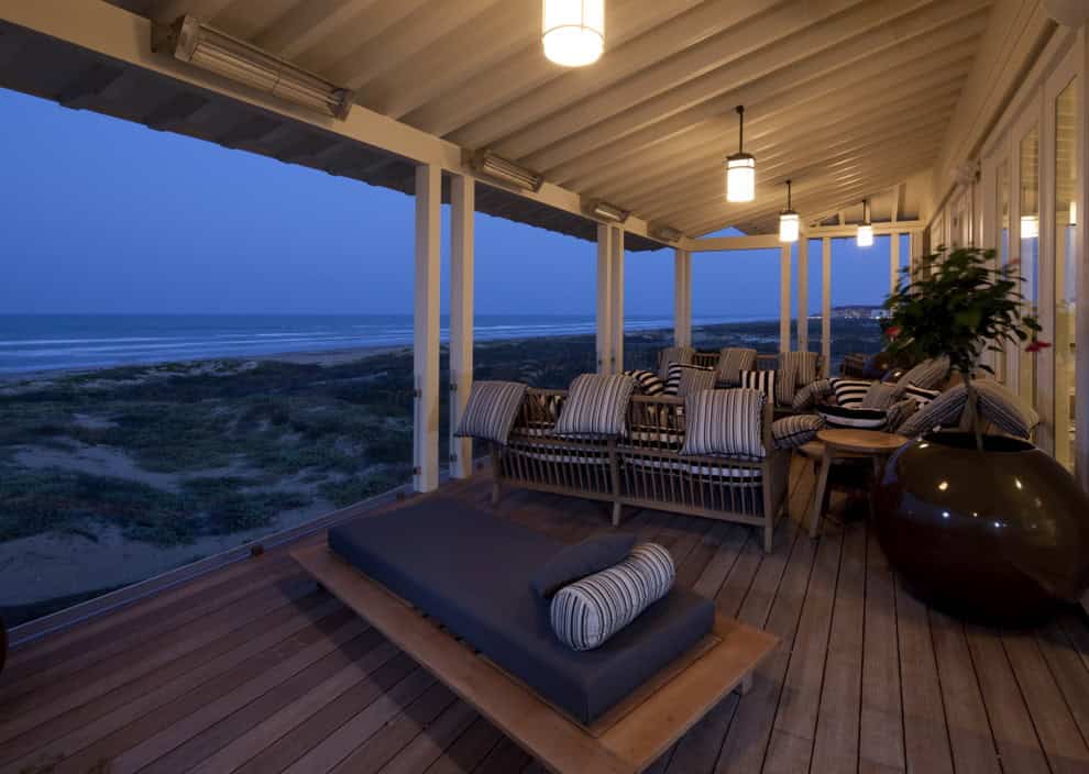 Modern Porch with a stunning view Source