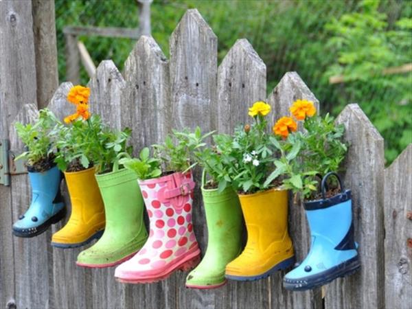 Top 19 Insanely Easy DIY Garden Projects Anyone Can Make