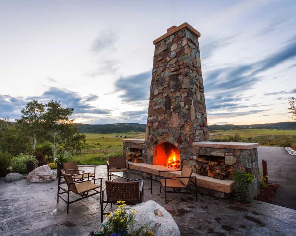 18 Startling Rustic Patio Designs To Enjoy The Nature Even Better