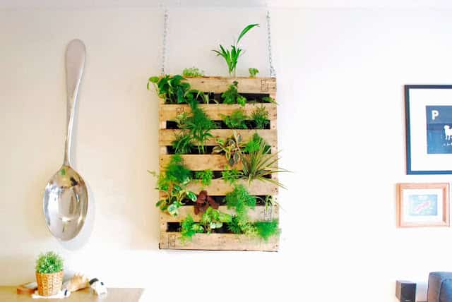 Top 21 The Most Easiest DIY Vertical Garden Ideas With a Big Statement 1