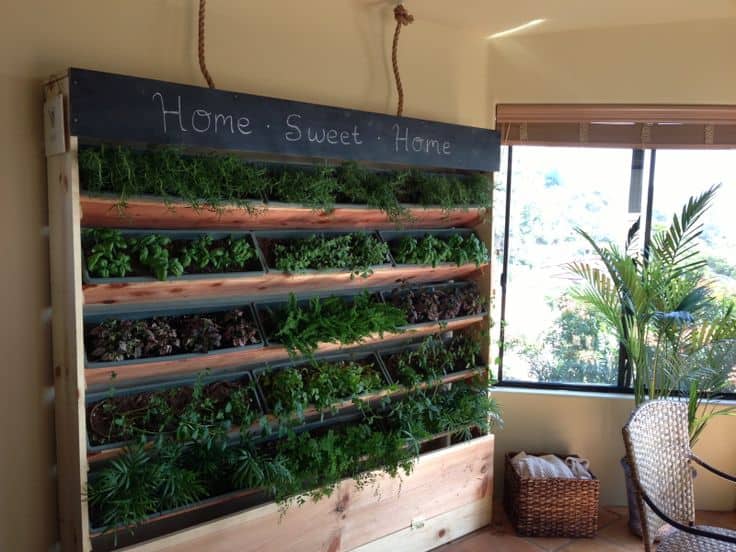 Top 21 The Most Easiest DIY Vertical Garden Ideas With a Big Statement 2