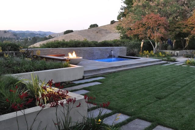 20 Sophisticated Outdoor Fire Pit Designs Near The Swimming Pool 7