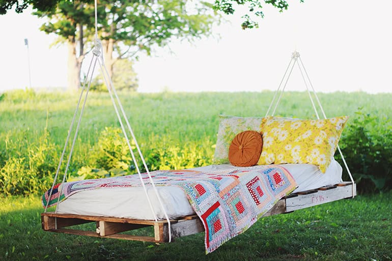 Top 26 Low Budget & Easy DIY Ideas To Make Your Backyard Wonderful This Season 8