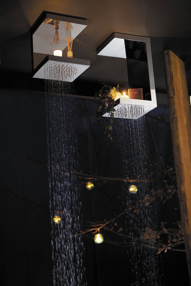 17 Magnificent Rain Shower Designs That Offer Real Pleasure 11