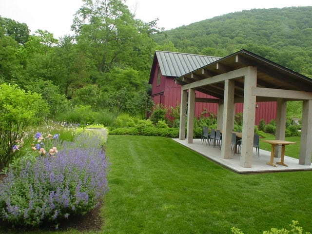 18 Majestic Covered Patio Design Ideas To Enjoy In The Hot Summer Days 13