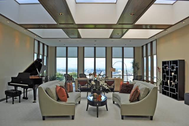 18 Beautiful & Comfortable Living Room Design Ideas 14