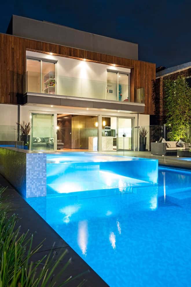 16 Unbelievable Contemporary Pools For The Hot Days Of Summer