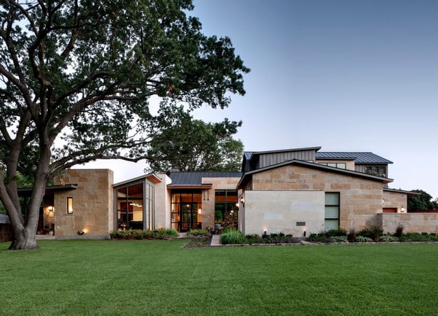 15 Contemporary Exterior Designs That Will Attract Your Attention 1