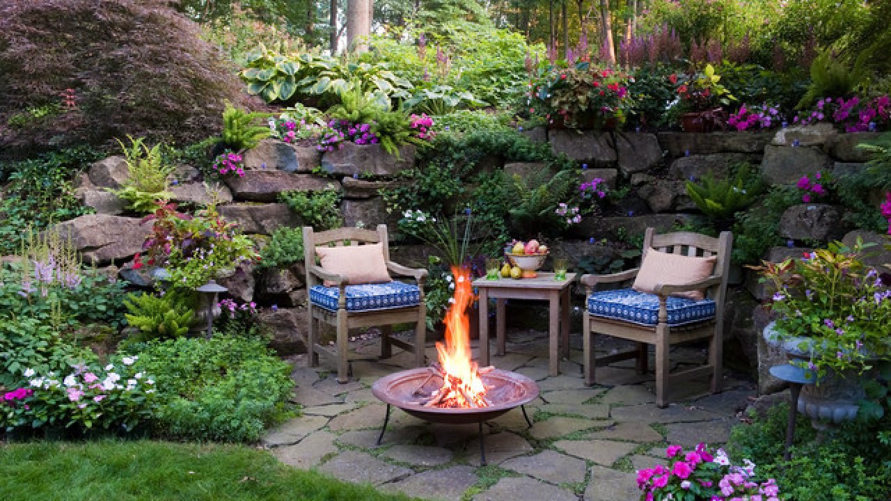 18 effective ideas how to make small outdoor seating area