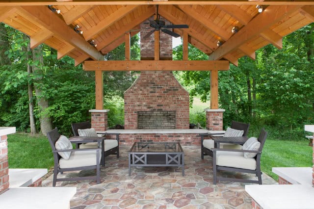 18 Majestic Covered Patio Design Ideas To Enjoy In The Hot Summer Days 7