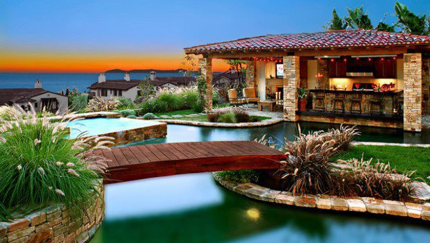 16 Stunning Mediterranean Swimming Pool Designs To Beautify Your Yard