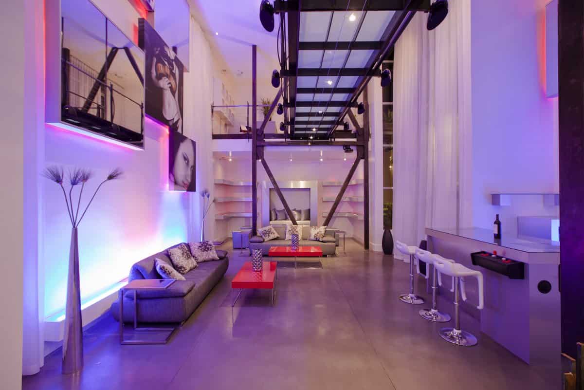 19 Phenomenal Purple Living Room Design Ideas 10