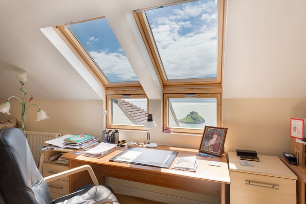 16 Alluring Home Office Deisngs With Skylights