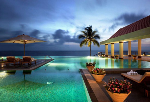 17 Extremely Amazing Swimming Pools With Lounge Area