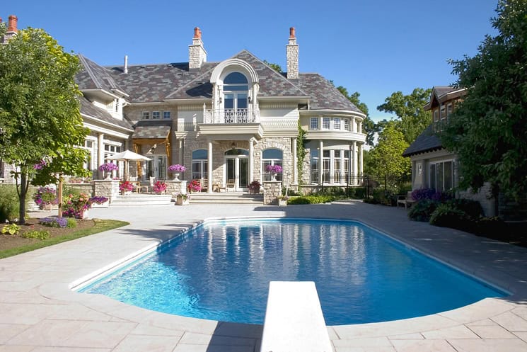 18 Gorgeous Mansion Houses That Will Leave You Speechless 9
