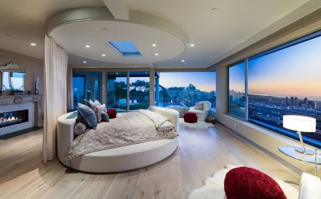 19 Luxury Round Master Bedroom Designs That Everyone Need To See 11