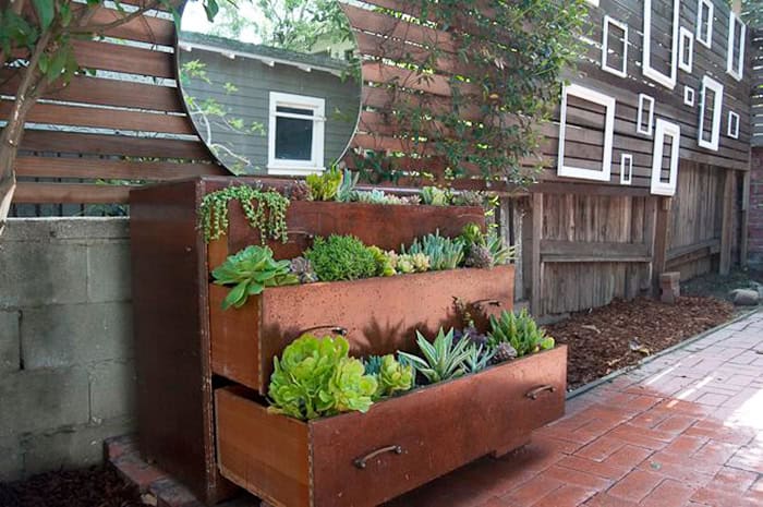 19 Inspirational Ways To Repurpose Old Furniture To Beautify Your Garden 14