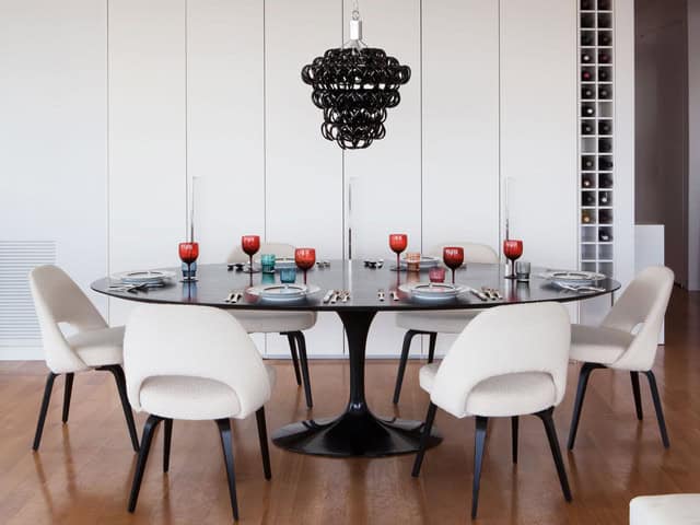 21 Alluring Dining Room Designs With Oval Table