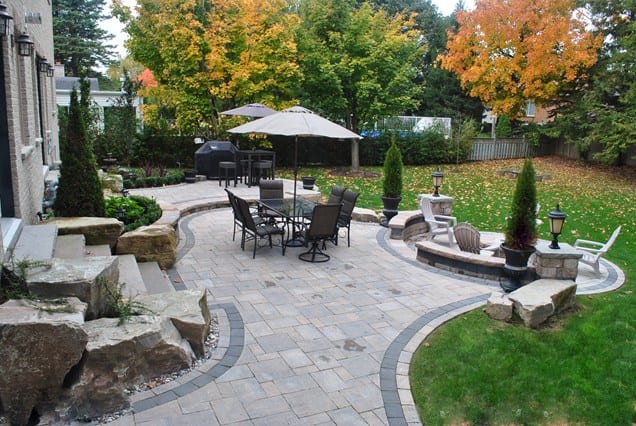 16 Simple But Beautiful Backyard Landscaping Design Ideas 3