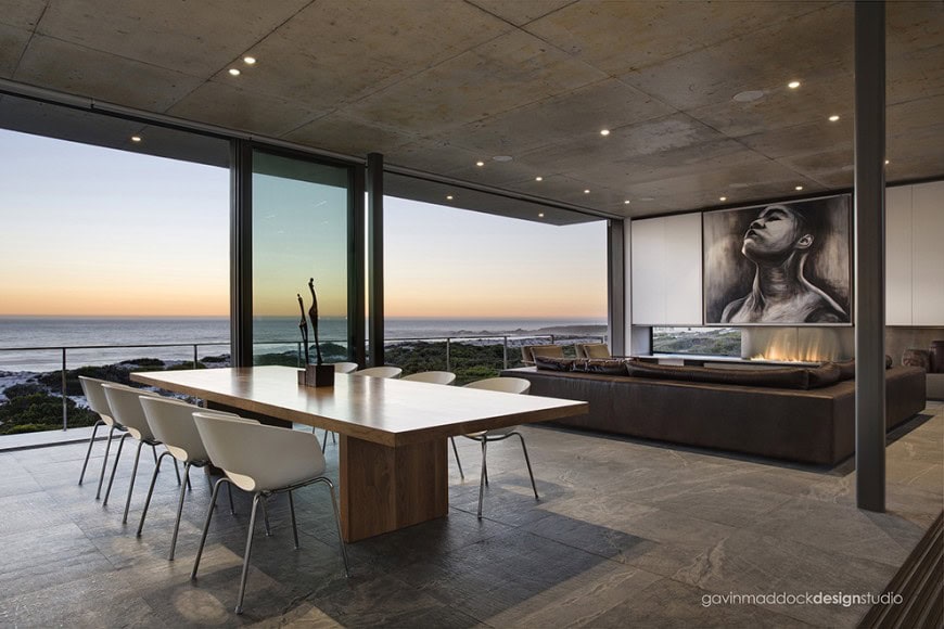 17 Classy Dining Room Designs With Dashing View 6