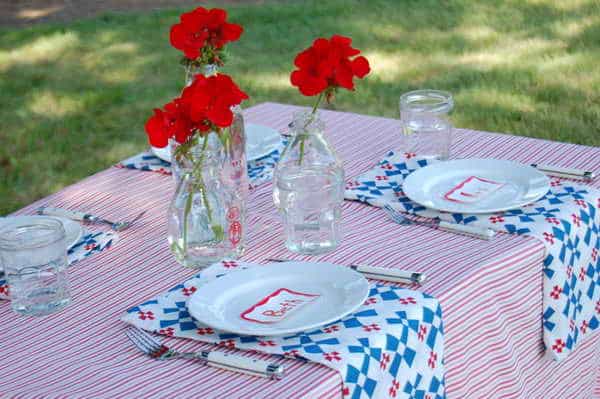 12 Wonderful Summer Table Decoration Ideas