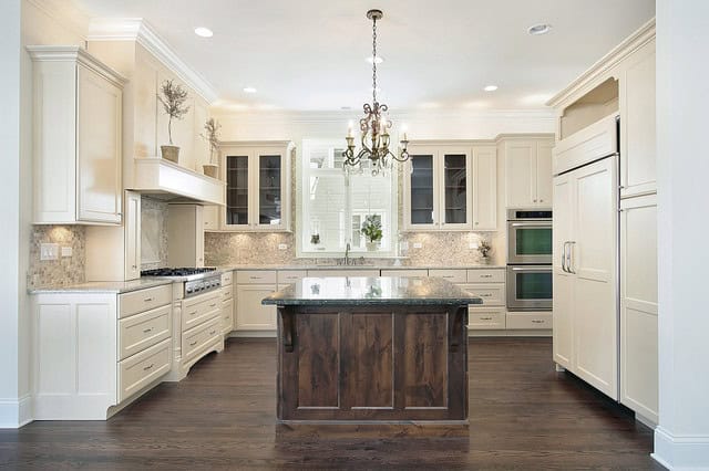 16 Wonderful Two-Toned Kitchen Cabinets 10