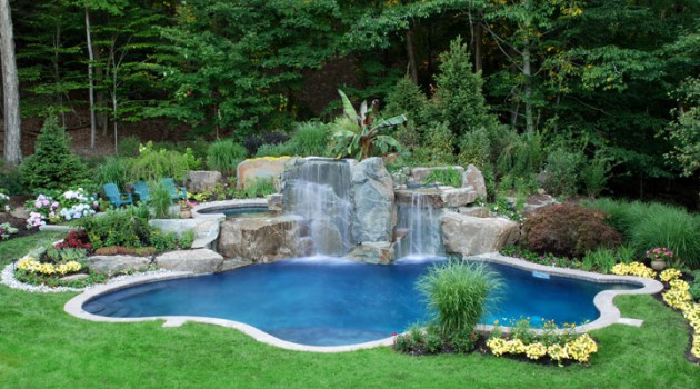 16 Striking Landscape Ideas To Beautify Your Backyard