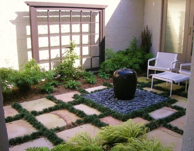 17 Adorable Design Ideas For Your Small Courtyard 1
