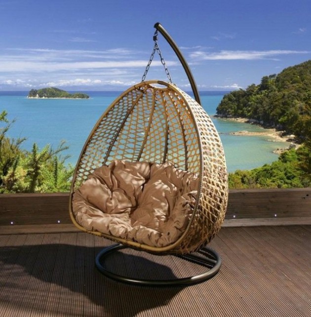 19 Gorgeous Hanging Chair Designs For Extra Pleasure In The Garden