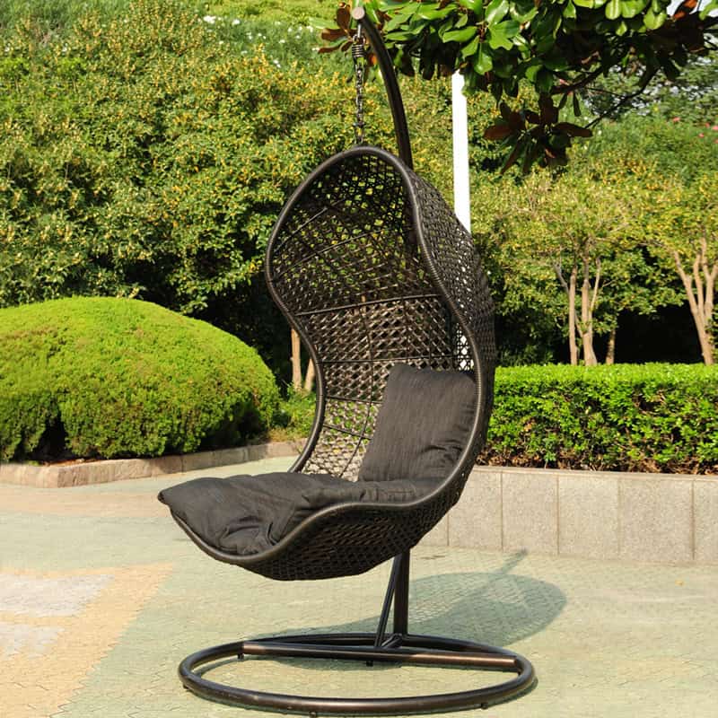 19 Gorgeous Hanging Chair Designs For Extra Pleasure In The Garden
