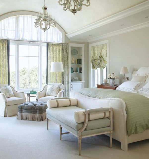 17 Elegant Traditional Bedroom Designs That You'll Want To Sleep In