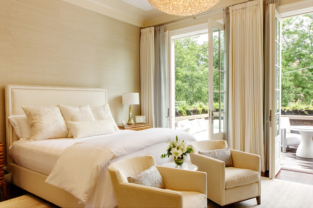 17 Elegant Traditional Bedroom Designs That You'll Want To Sleep In