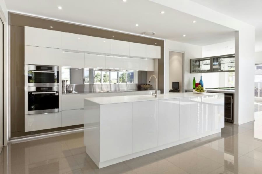 21 Captivating Big Spacious Kitchen Design Ideas 18