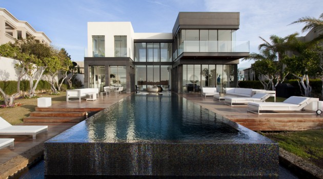 7 Of The Most Astounding Luxury Villas By Gal Marom Architects
