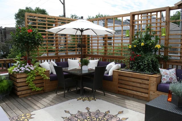 17 Adorable Design Ideas For Your Small Courtyard 5