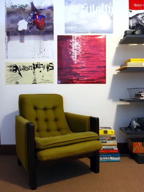 17 Cozy Armchair Designs That Everyone Will Love Them 6