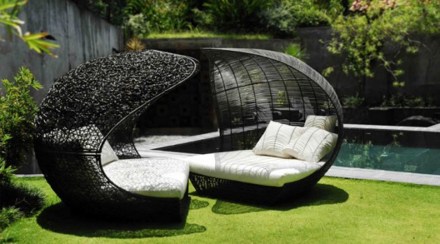 19 Delightful Outdoor Bed Designs For Ultimate Relaxation