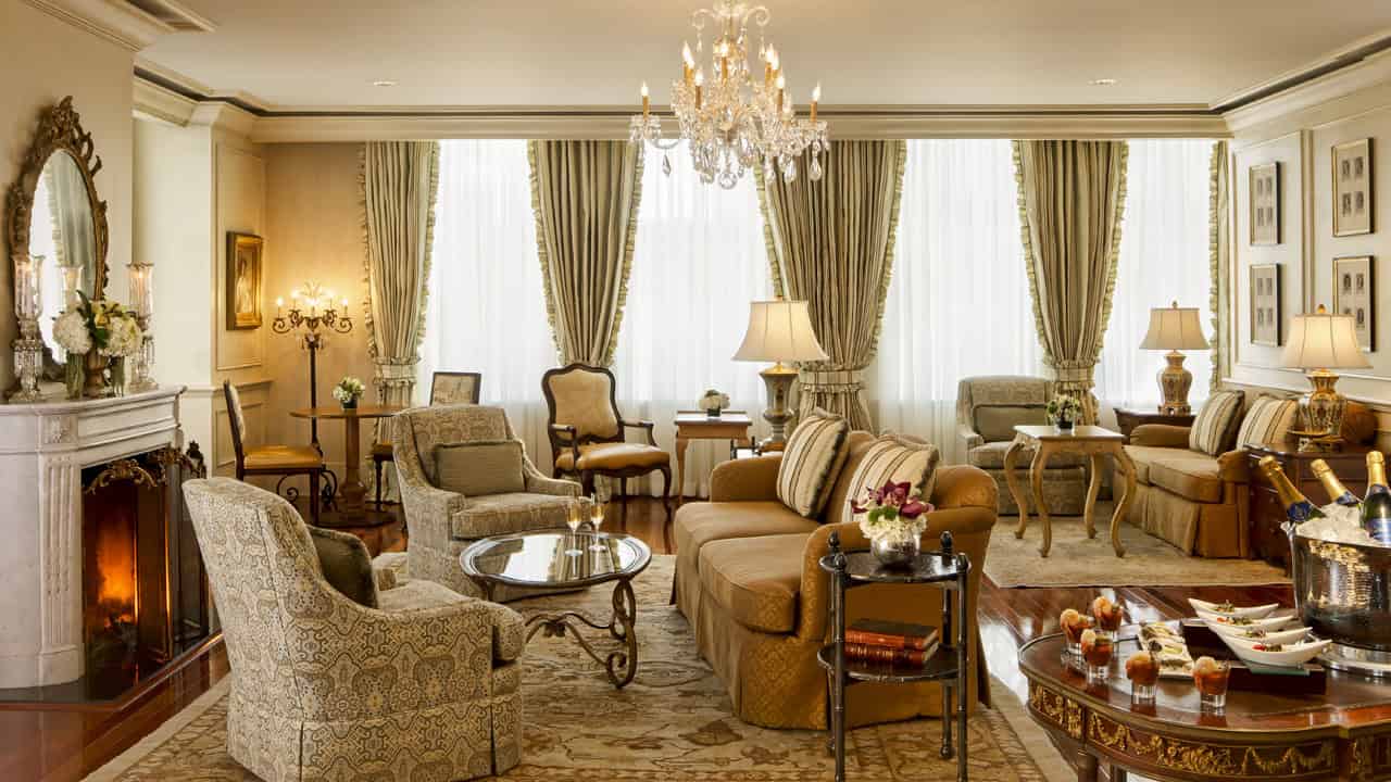 18 Impressive French Living Room Design Ideas 7