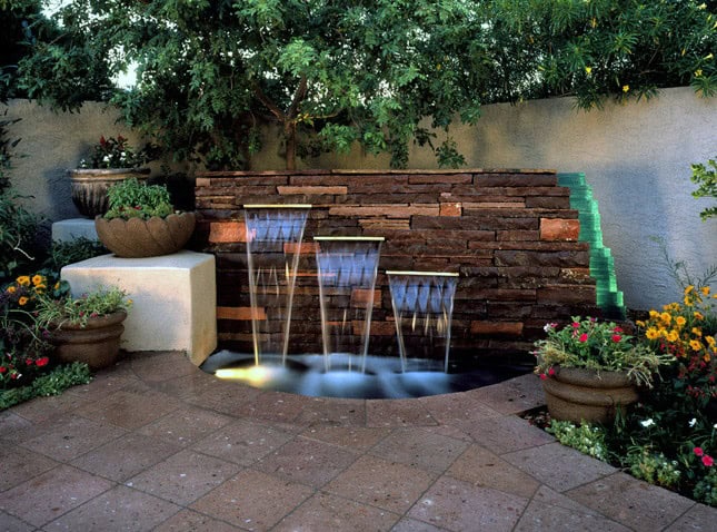 19 Inexpensive Unique Water Features For Your Backyard 7